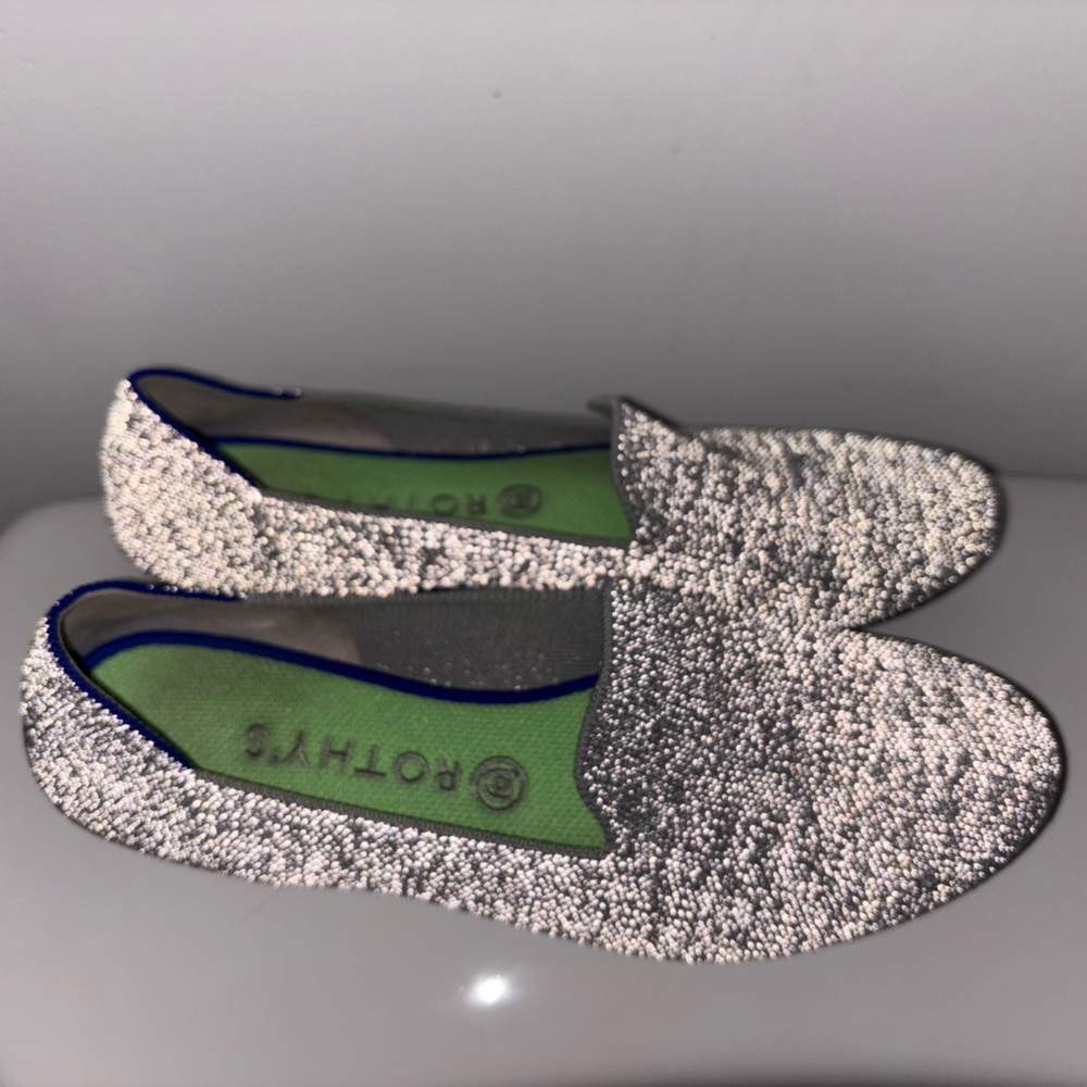 Unicorn!  Rothy’s iridescent loafers 10.5 GUC